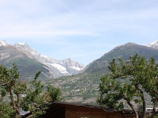 hotel and bildungshaus st jodern