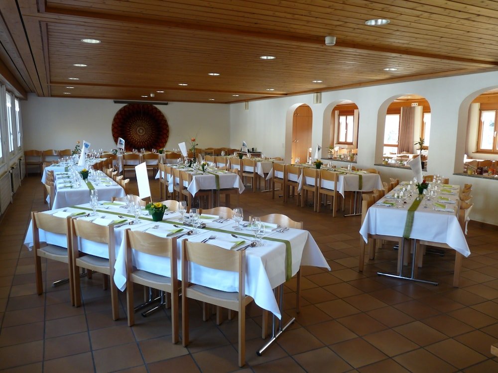 hotel and bildungshaus st jodern