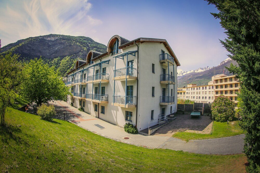hotel and bildungshaus st jodern