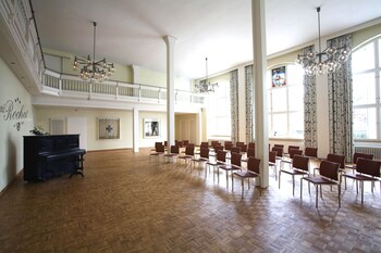 Central City Hotel Rochat,Huningue>>Basel,3 star