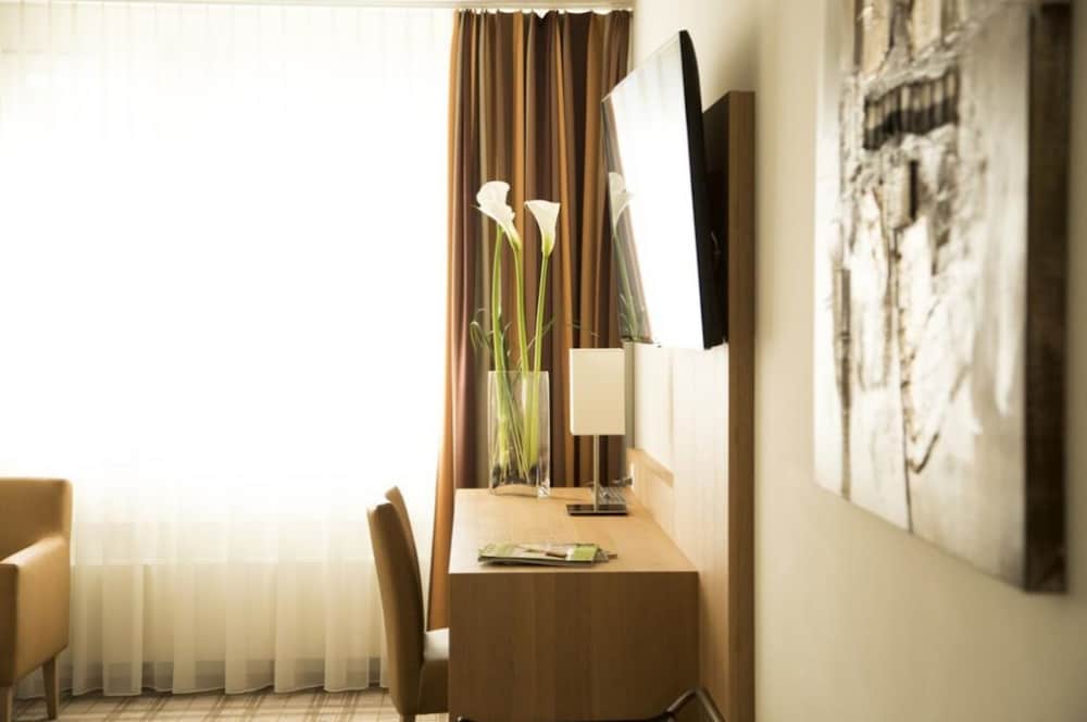 central city hotel rochat