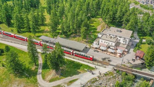 Hotel Morteratsch,,3 star