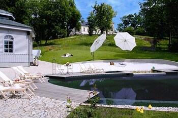 chateau mcely