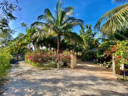tahanan resort sunset beach club