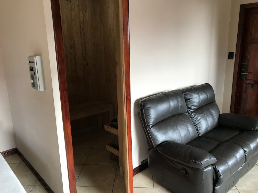 hotel la amistad