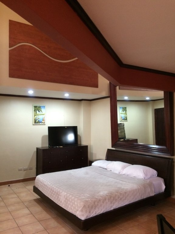 hotel la amistad