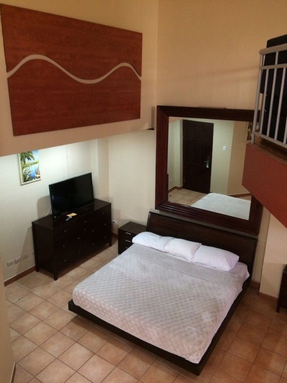 hotel la amistad