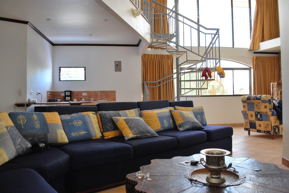 hotel la amistad