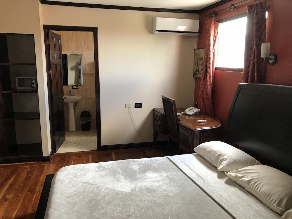 hotel la amistad