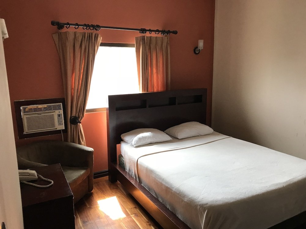 hotel la amistad