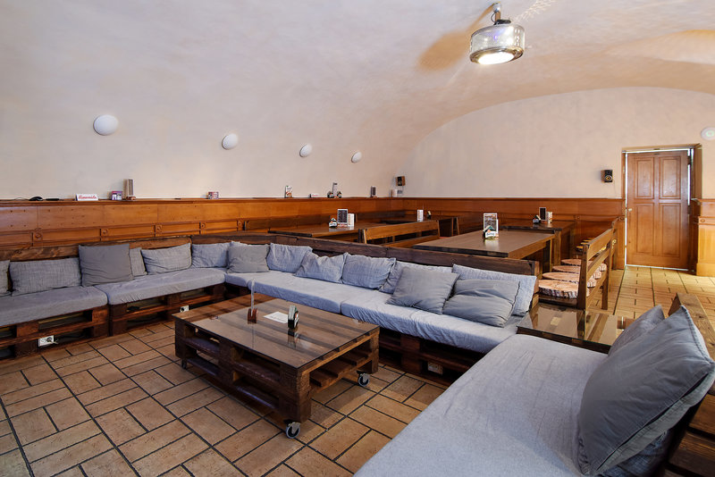 hostel little quarter