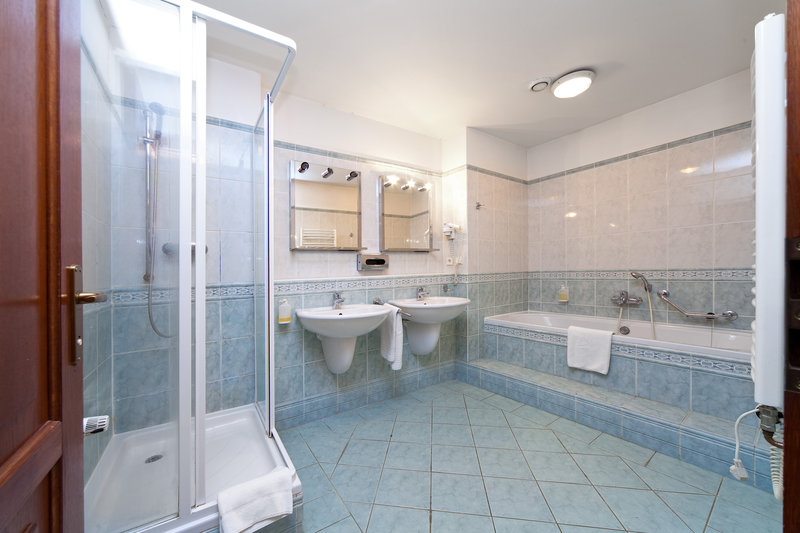 hostel little quarter