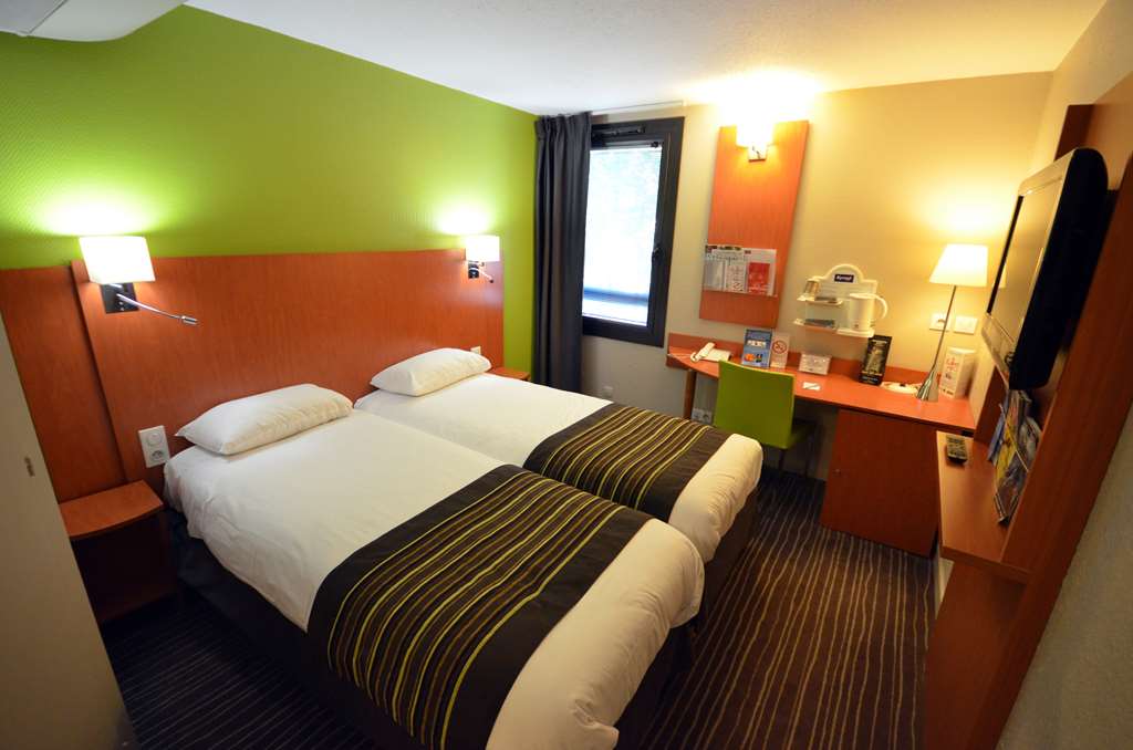 kyriad dijon est mirande