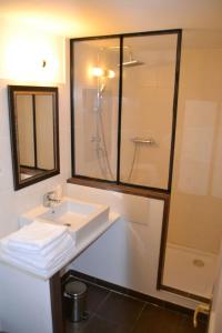 Domaine De Presle Saumur, The Originals Relais,Distre>>Angers,3 star