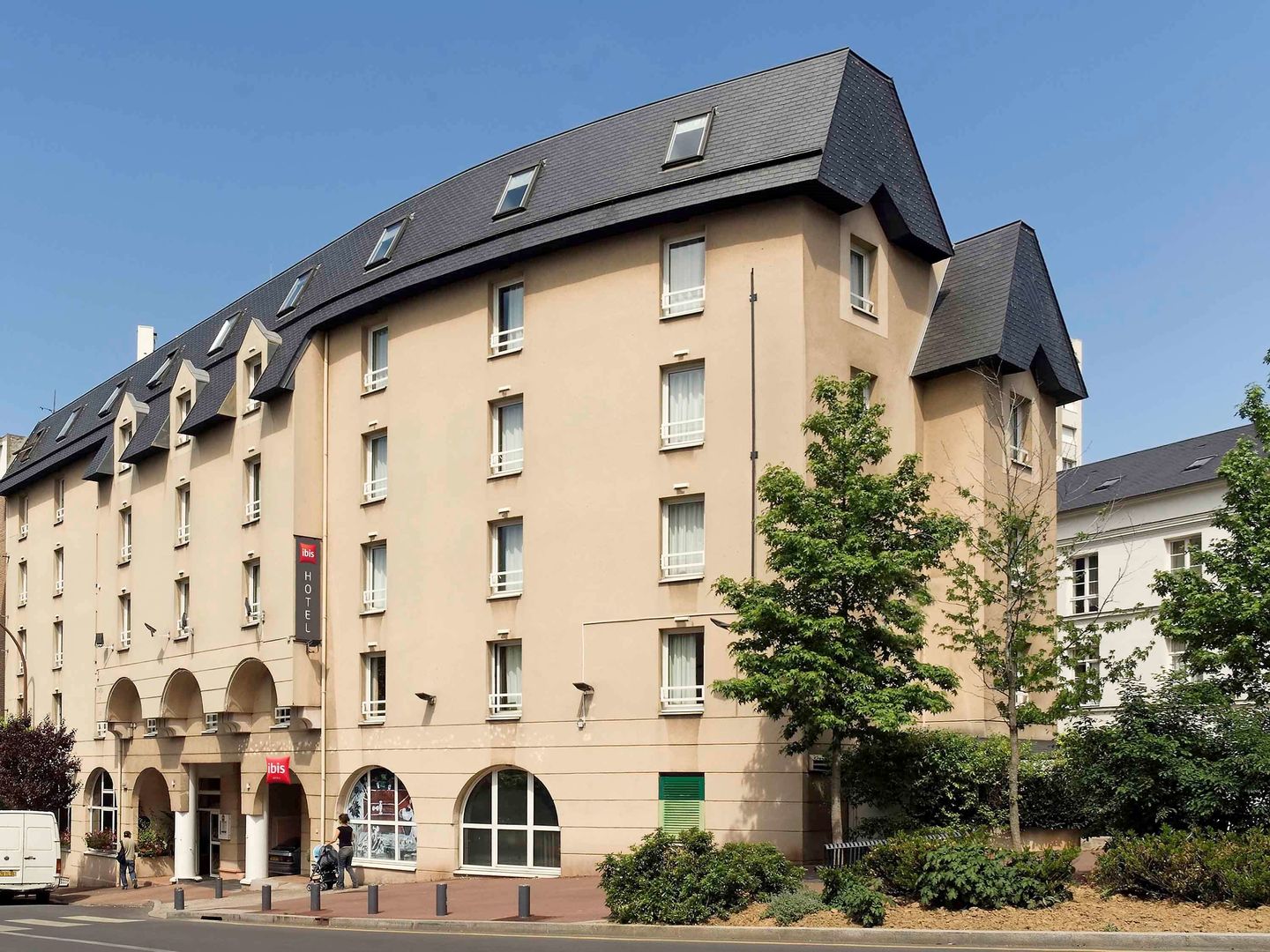 ibis styles paris porte de versailles mairie dissy