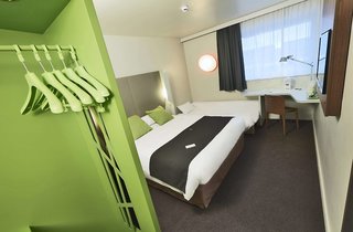 campanile la roche sur yon centre gare