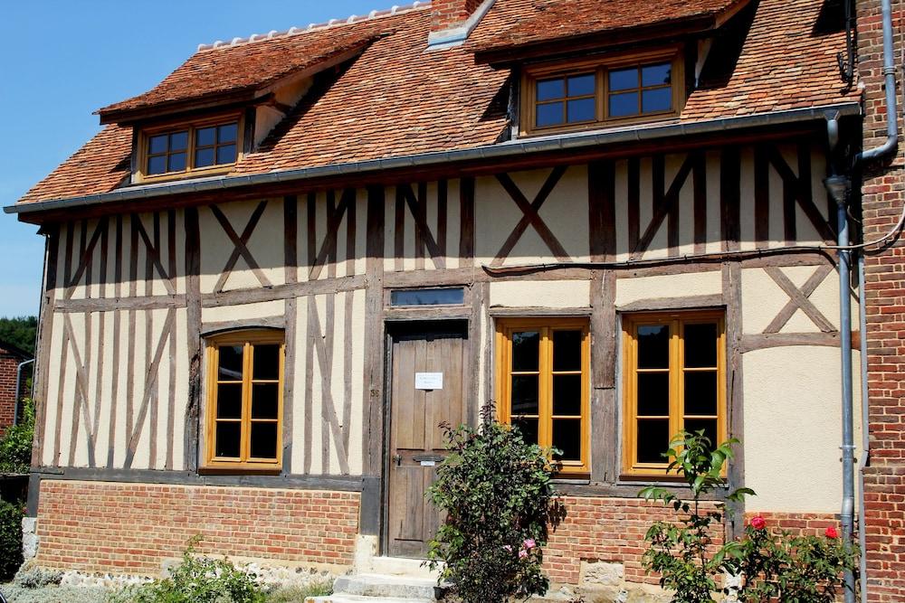 Hotel De La Licorne & Spa Nuxe,Lyons-La-Foret>>Eure,4 star