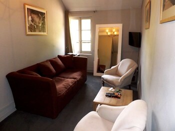 hotel de la licorne and spa nuxe