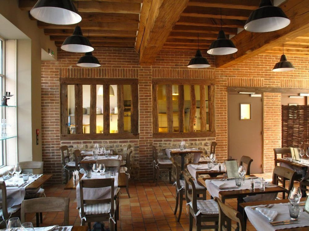 hotel de la licorne and spa nuxe