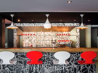 ibis nantes centre gare sud