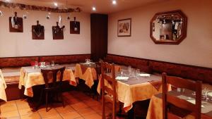 hotel restaurant aux deux roses