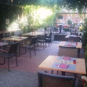 hotel restaurant aux deux roses