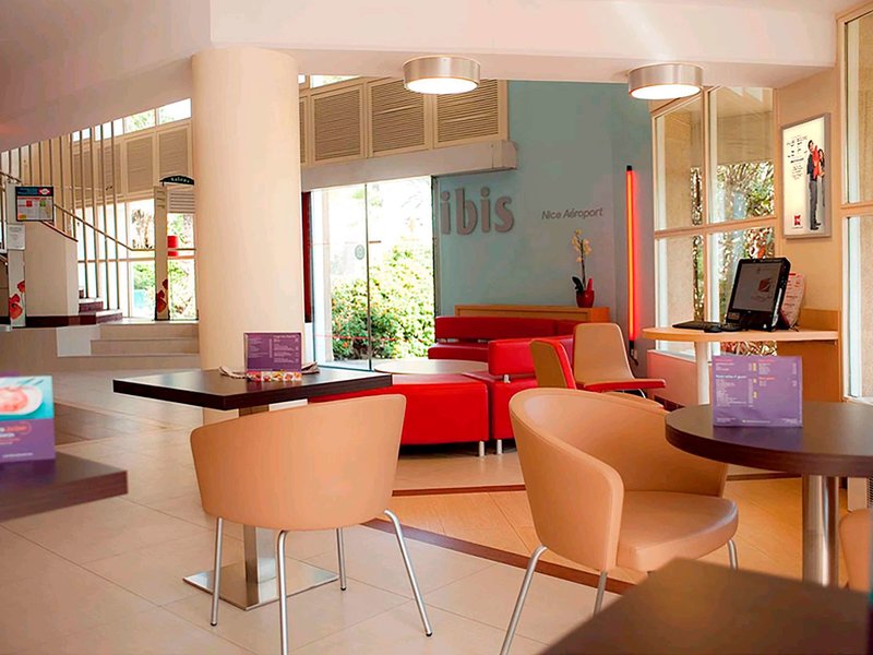 ibis nice aeroport promenade des anglais