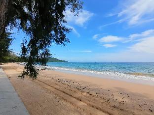 the beach at klong muang krabi