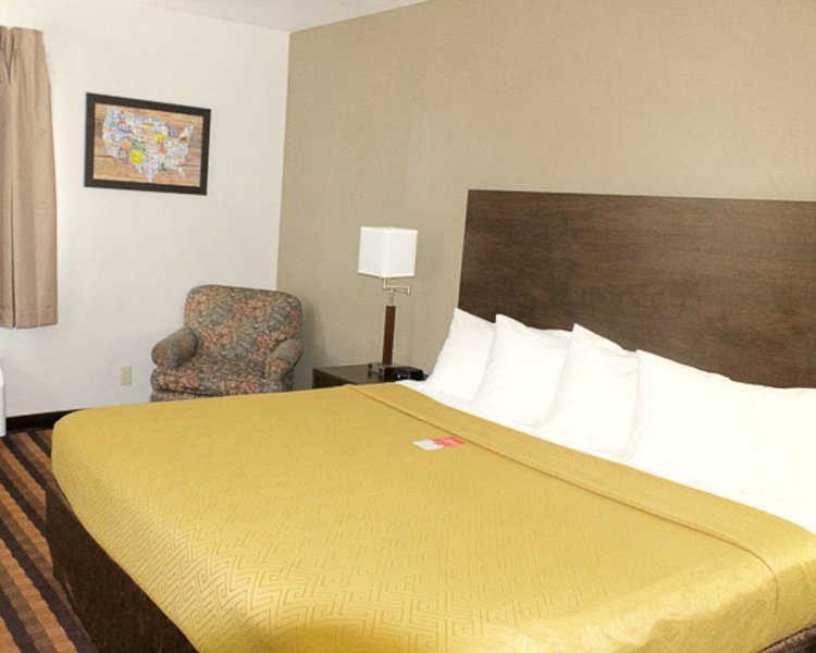 econo lodge milwaukee airport