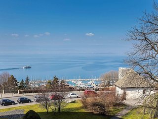 Ibis Thonon Centre Hotel,Champanges>>Anthy-Sur-Leman,3 star