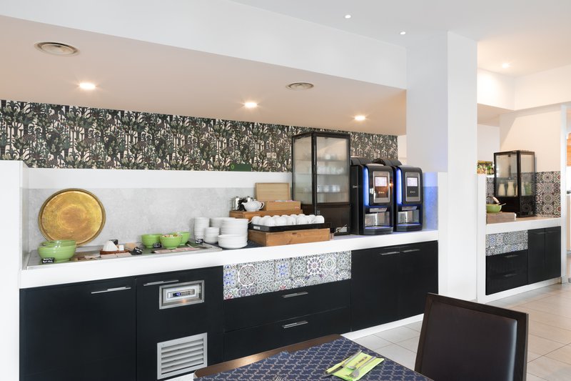 holiday inn marseille airport an ihg hotel