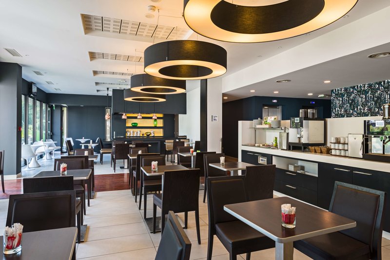 holiday inn marseille airport by ihg