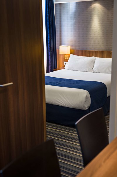 holiday inn marseille airport by ihg