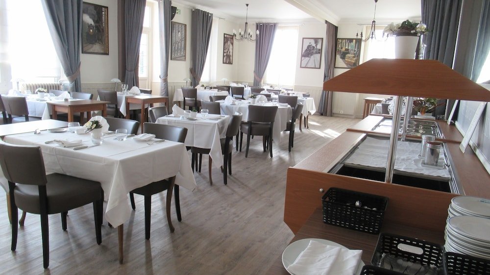 Au Petit Vivoin,Le Mans>>Beaumont-Sur-Sarthe,2 star