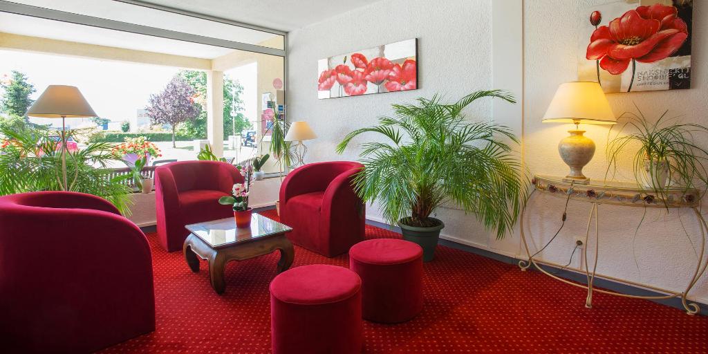 hotel the originals bernay acropole