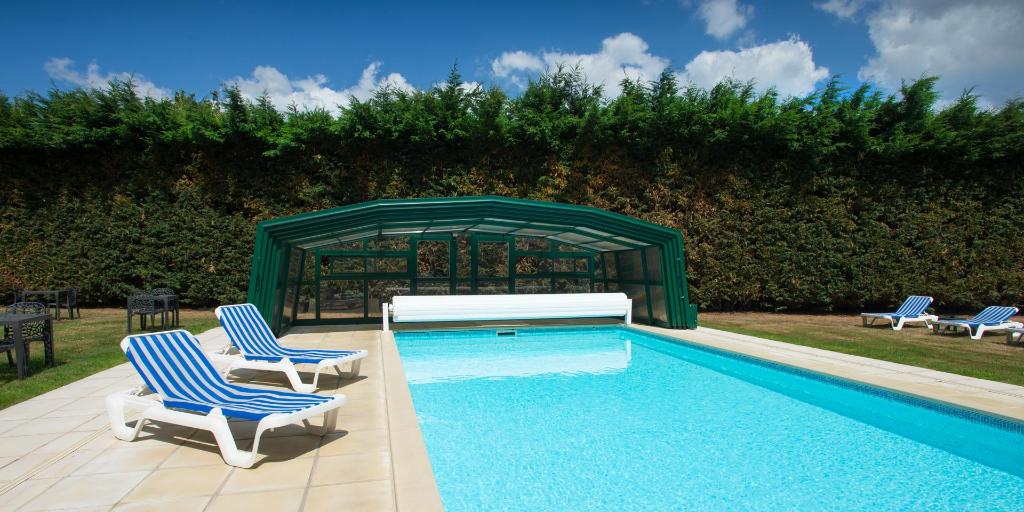 hotel the originals bernay acropole