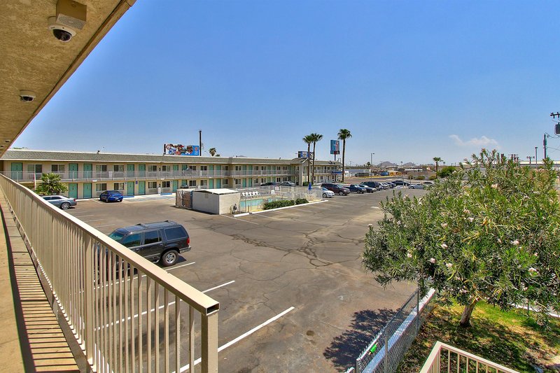 motel 6 phoenix az airport 24th street