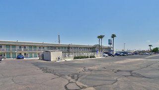 motel 6 phoenix az airport 24th street
