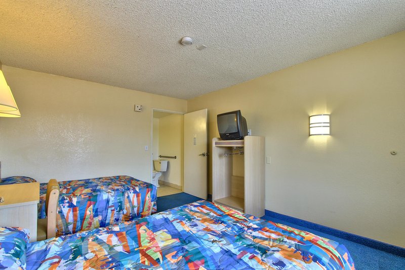 motel 6 phoenix az airport 24th street