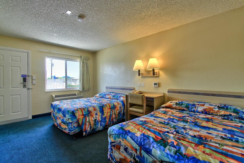 motel 6 phoenix az airport 24th street