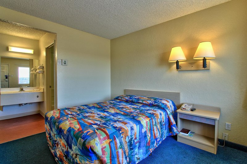 motel 6 phoenix az airport 24th street