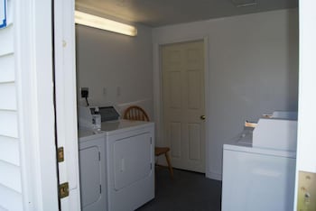 blue spruce motel and townhouses