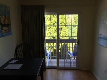 blue spruce motel and townhouses