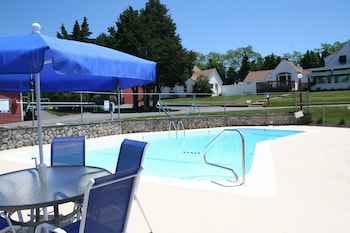 blue spruce motel and townhouses