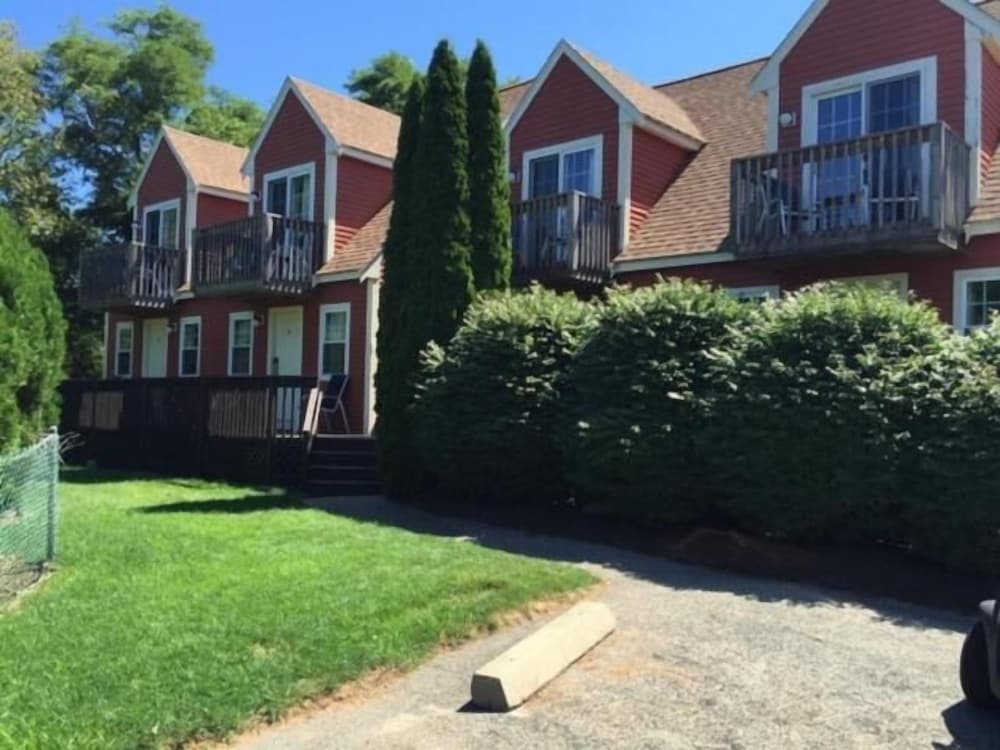 blue spruce motel and townhouses