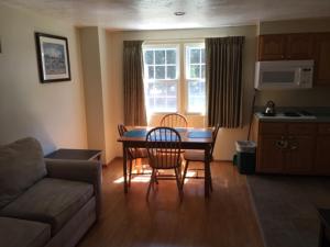 blue spruce motel and townhouses