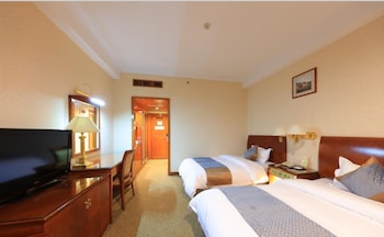 five rams city hotel