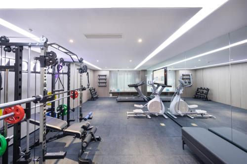 atour hotel meixi huxi metro station yuelu district changsha