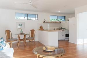 lychee tree holiday apartments