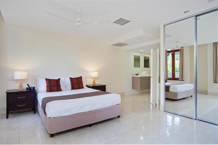 the mediterranean port douglas